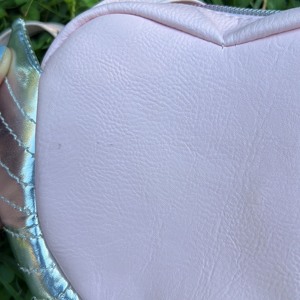 Heart Purse - Picture 3 of 3